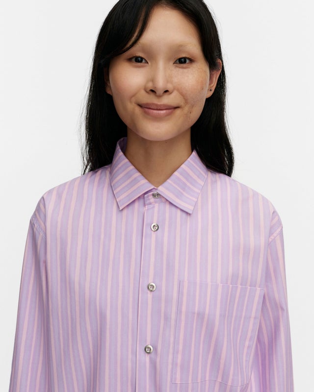 Jokapoika Kioski puuvillapaita, v.lila, v.punainen